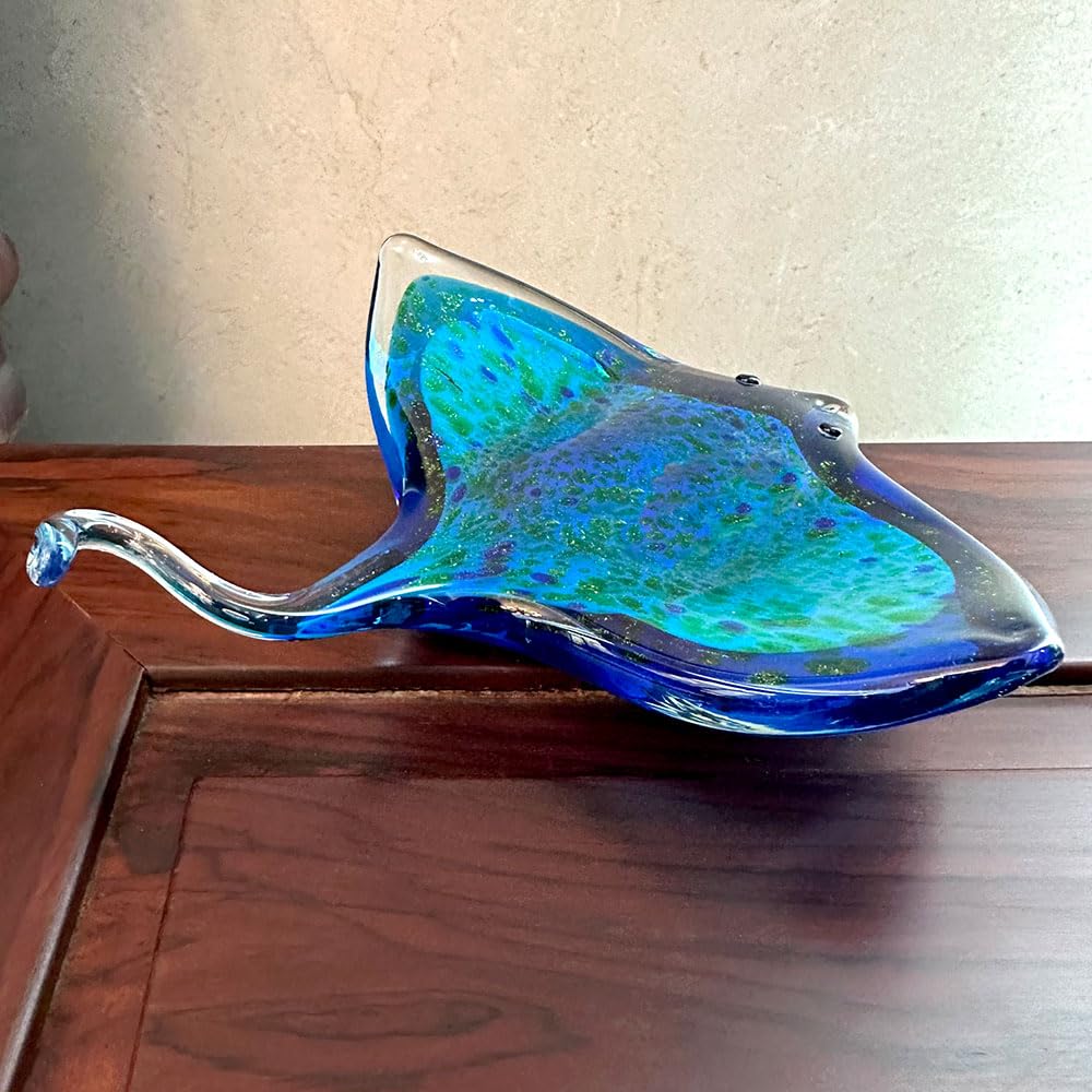 JinShiY Handmade Glass Blown Marine Animal Figurine Glaze Devil's Fish Sculpture Modern Miniature Home Decoration Christmas Kids Gift, Green