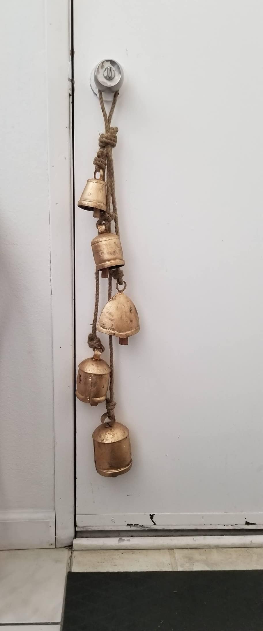 RW Handmade Iron Bell Hanging Chime 5 Bells Cluster for Wreaths, Outdoor, Indoor, Christmas, Decorations, 29 Inch Long Jute Rope