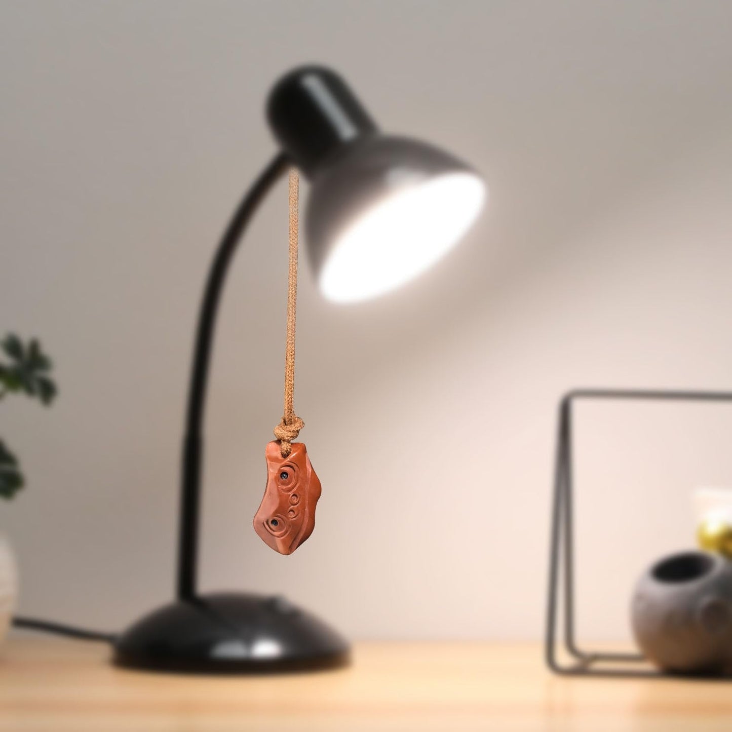 XIOFU Hand-Carved Stone Frog Ornament – Unique Gobi Desert Pebble Sculpture – Natural Home Decor, Gift, or Necklace Charm (Each Piece One-of-a-Kind)