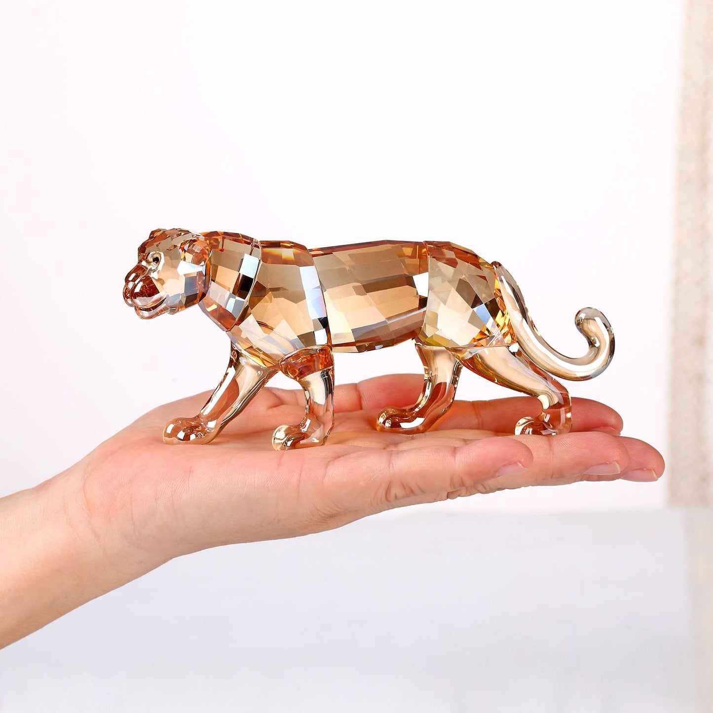 DOJOZ Crystal Leopard Cheetah Realistic Animal Art Figurine Collection Table top Ornament Statue Home Decor (Blue)