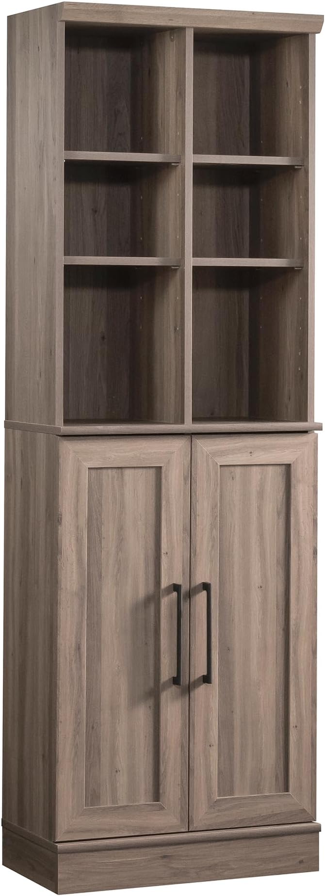 Storage Cabinet with Customizable Storage
