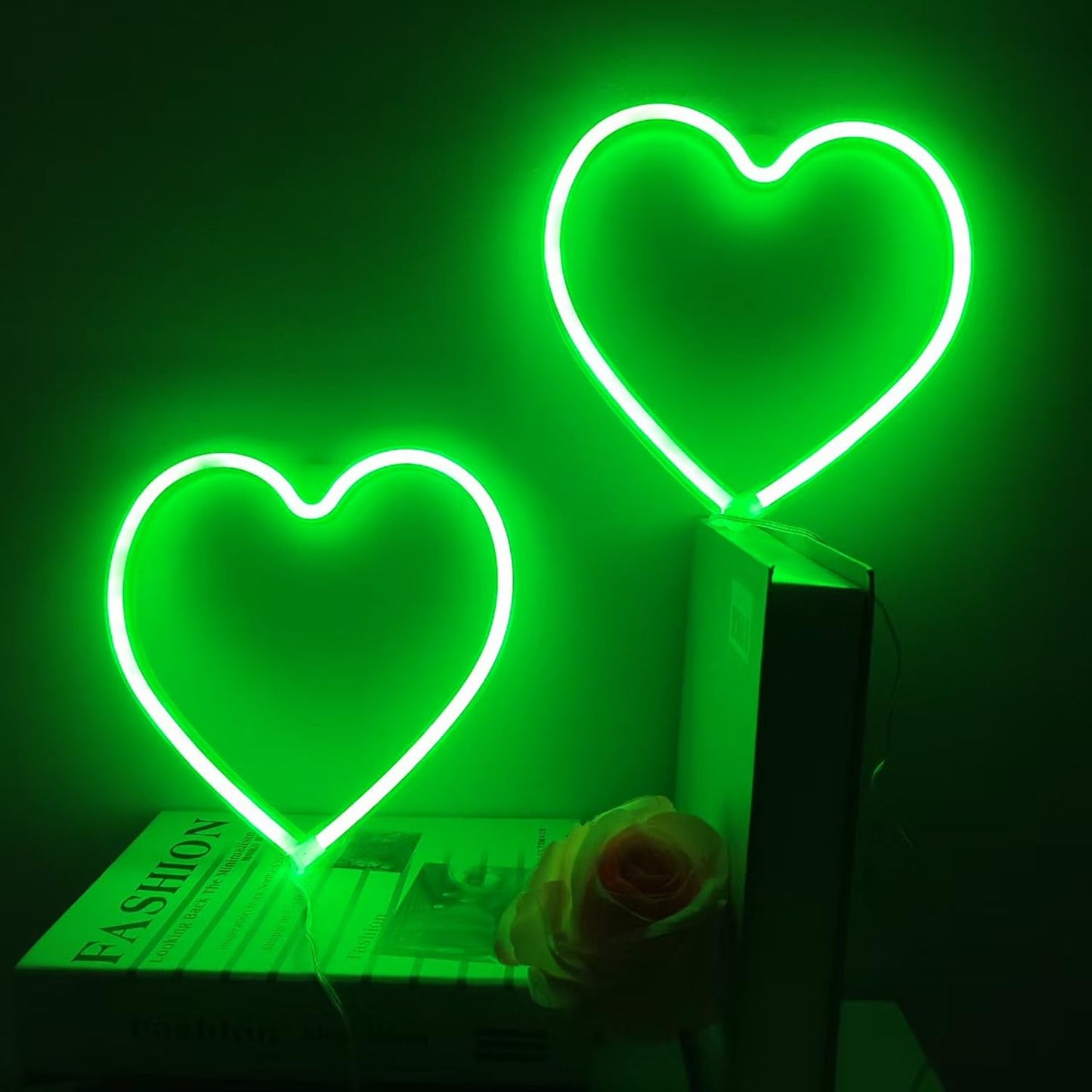 LED Neon Heart Sign,Love Hearts Neon Light for Girls Room Bedroom Dorm Decor,USB or Battery Powered Heart Lamp for Wedding Window Wall Decorations(1Pc Green)