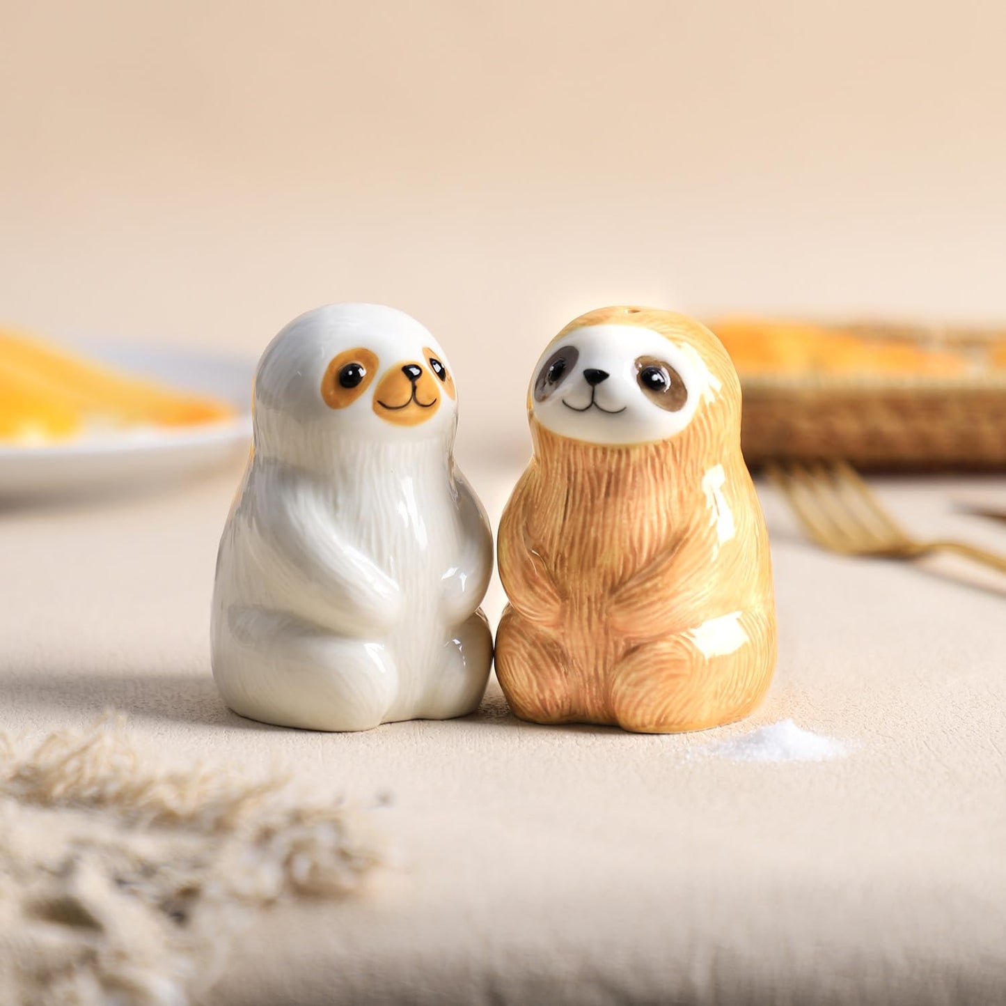 Bicuzat Ceramic Sloth Shape Salt & Pepper Shakers Set, Hand-Painted Cute Sloth Salt and Pepper Shakers, 2 PCS Set