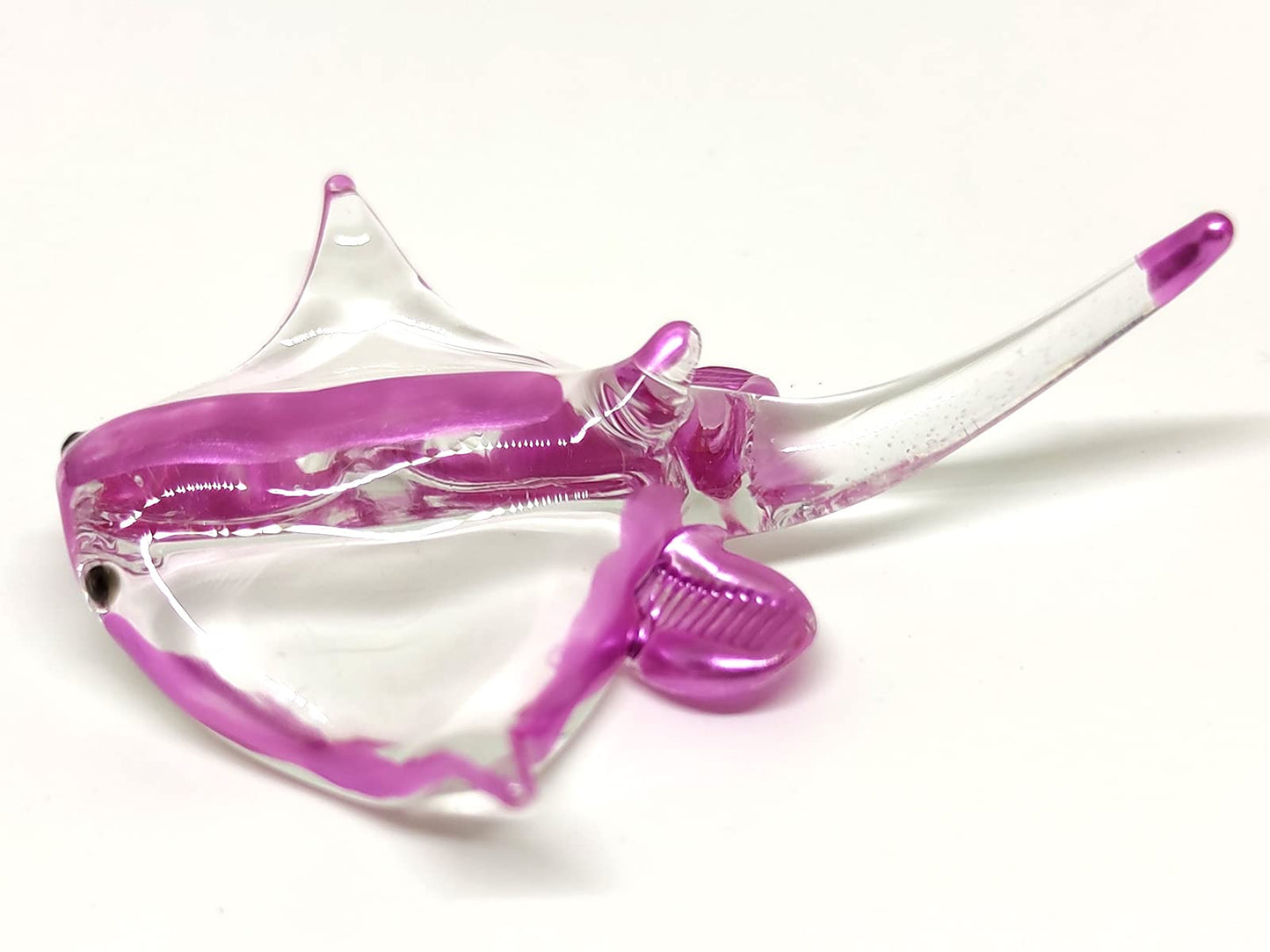 Sansukjai Manta Ray Figurine Handmade Glass – Tiny Blown Glass Animal – Miniature Collectible Sculpture – Unique Ocean Décor Gift (Clear Purple)