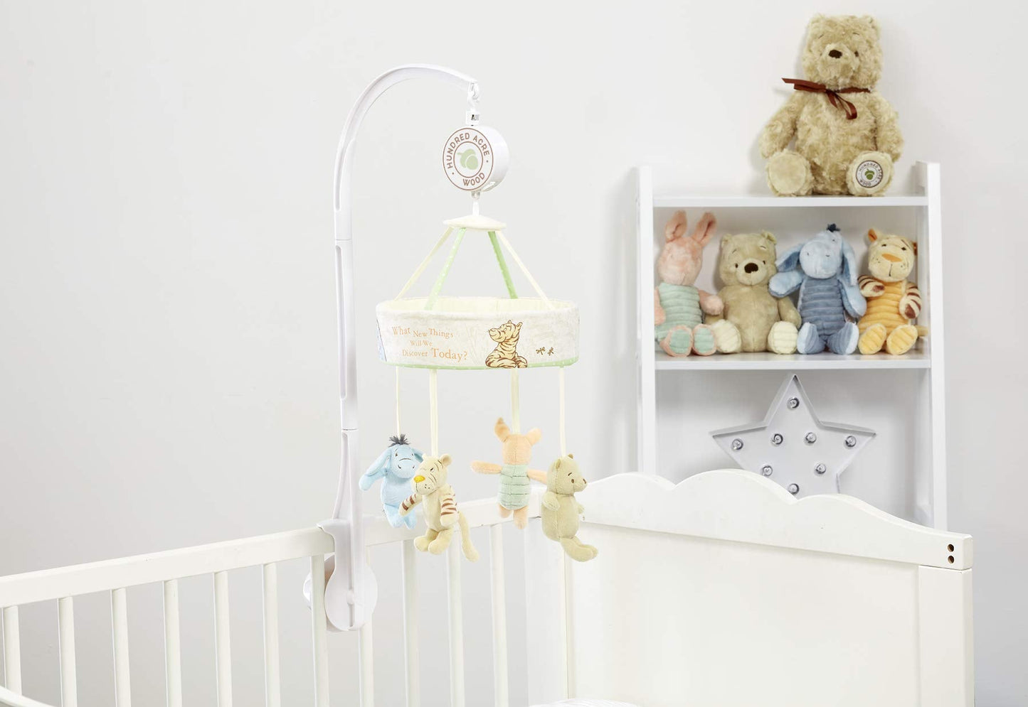 Rainbow Designs Winnie The Pooh Baby Mobile with Rotating Characters & Lullaby - Nursery Cot Decoration - Soothing Sleep Aid with Pooh, Piglet, Tigger & Eeyore - Charming Winnie The Pooh Gift