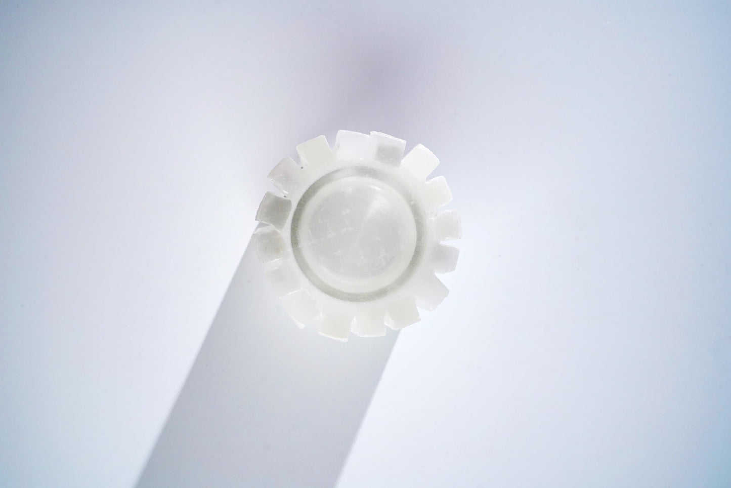 Natural Selenite Candle Holder for Tea Lights Irregularly Arranged Selenite Wand Candlesticks - Elegant Home Decor (Round Candle Holder)