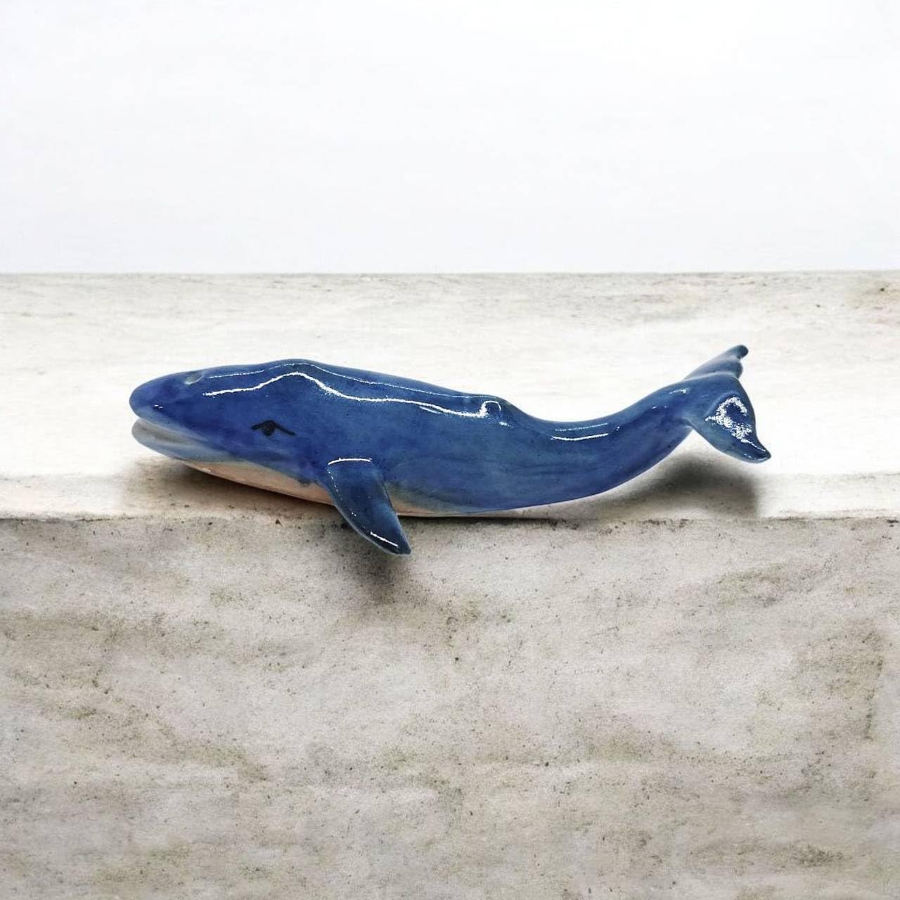 WitnyStore Tiny 2¼" Blue Whale Tail Up Figurine - Miniature Hand Made Ceramic Dolphins Porpoises Whales Marine Mammal Aquatic Sea Animals Fish Porcelain Decorative Collectible Figurines Décor Gifts