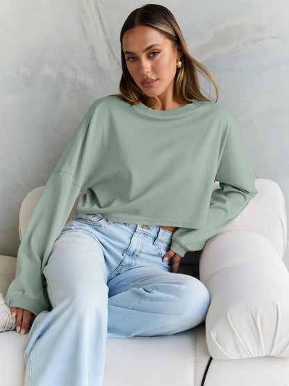 Trendy Queen Cropped Sweatshirts for Women Oversized Crewneck Sweaters Long Sleeve Tops Fall Winter Clothes 2025