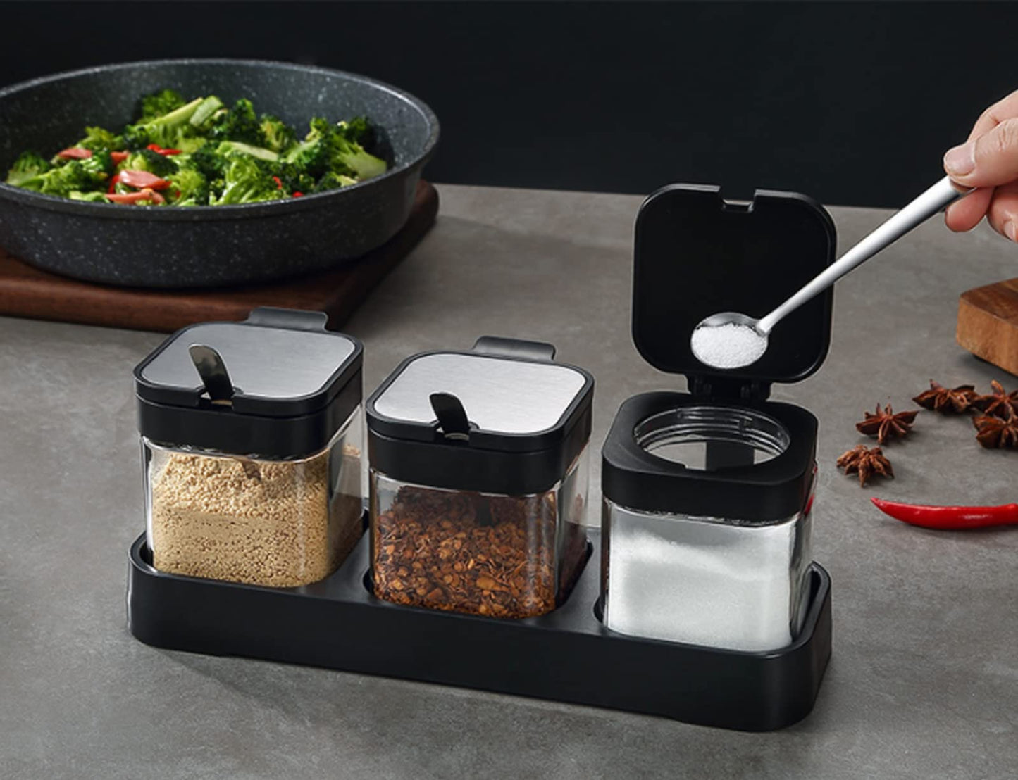 W WBLD Glass Condiment Jar Spice Container with Lids and Spoons, Square Clear Seasoning Sugar Containers Set with Base, Sugar Pepper Salt Spices Bowl for Kitchen Countertop,3pcs