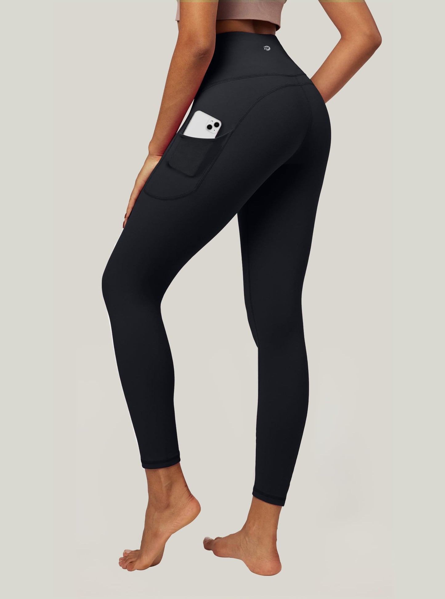 IUGA Yoga Pants with Pockets, Tummy Control, Workout Running Leggings with Pockets for Women, Black I840, M