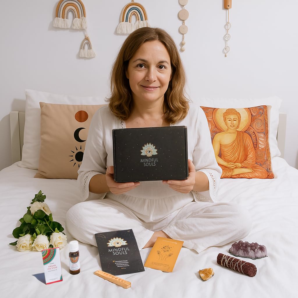 Mindful Souls Spiritual Healing Gift Set – Meditation & Mindfulness Box with Buddha Figurine, Healing Crystals, Mala Beads, Essential Oil & Gemstone Jewelry – Holistic Self-Care & Inner Peace Kit