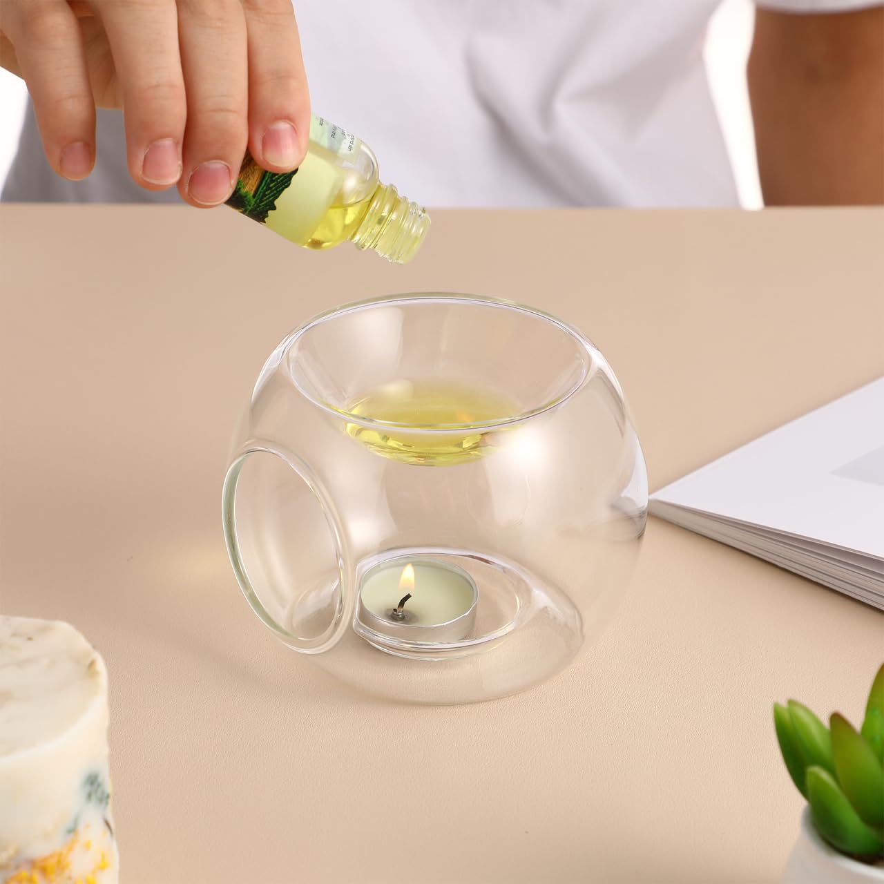 Clear Candle Holder, Glass Tealight Holder Essential Wax Melts Burner Oil Diffuser Furnace Essential Oil Burner for Home Christmas
