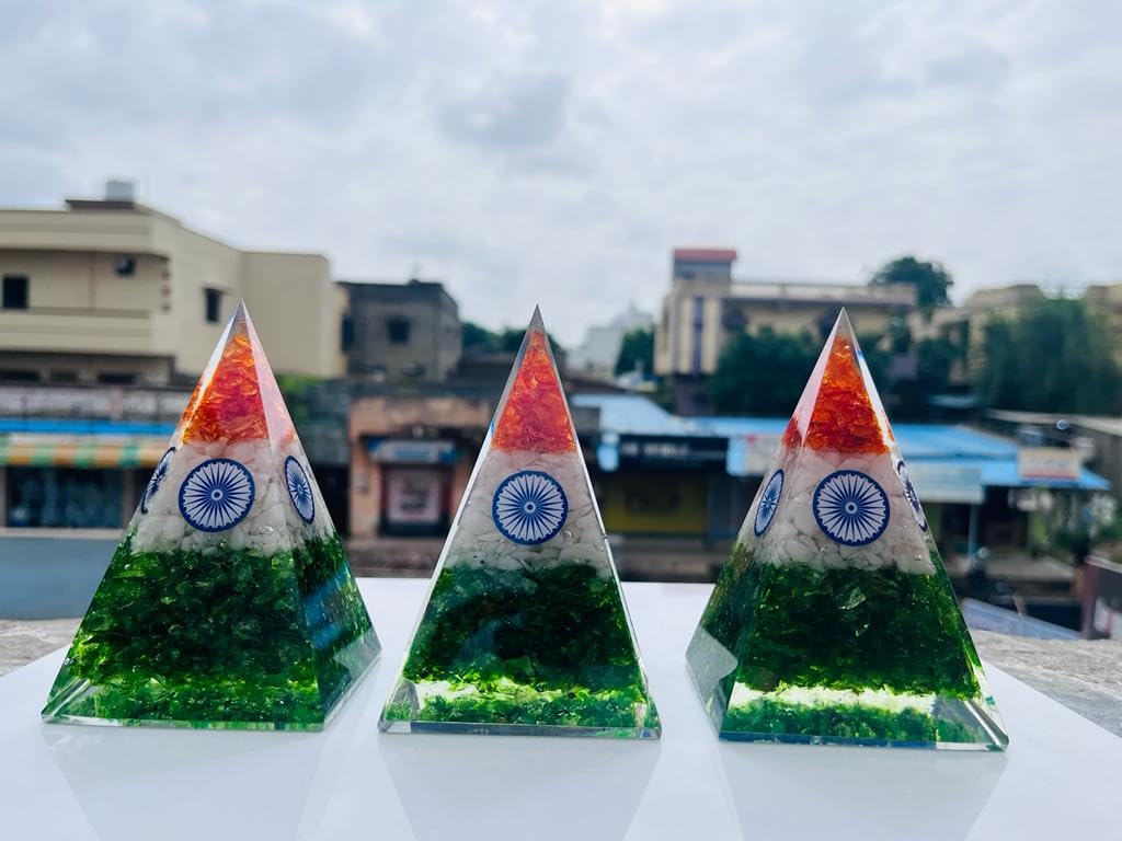 Large Orgone Crystal Pyramid Indian Flag Tiranga Organite Money Crystal Healing Stone Pyramid Positive Energy Home Office Table Decor Gift