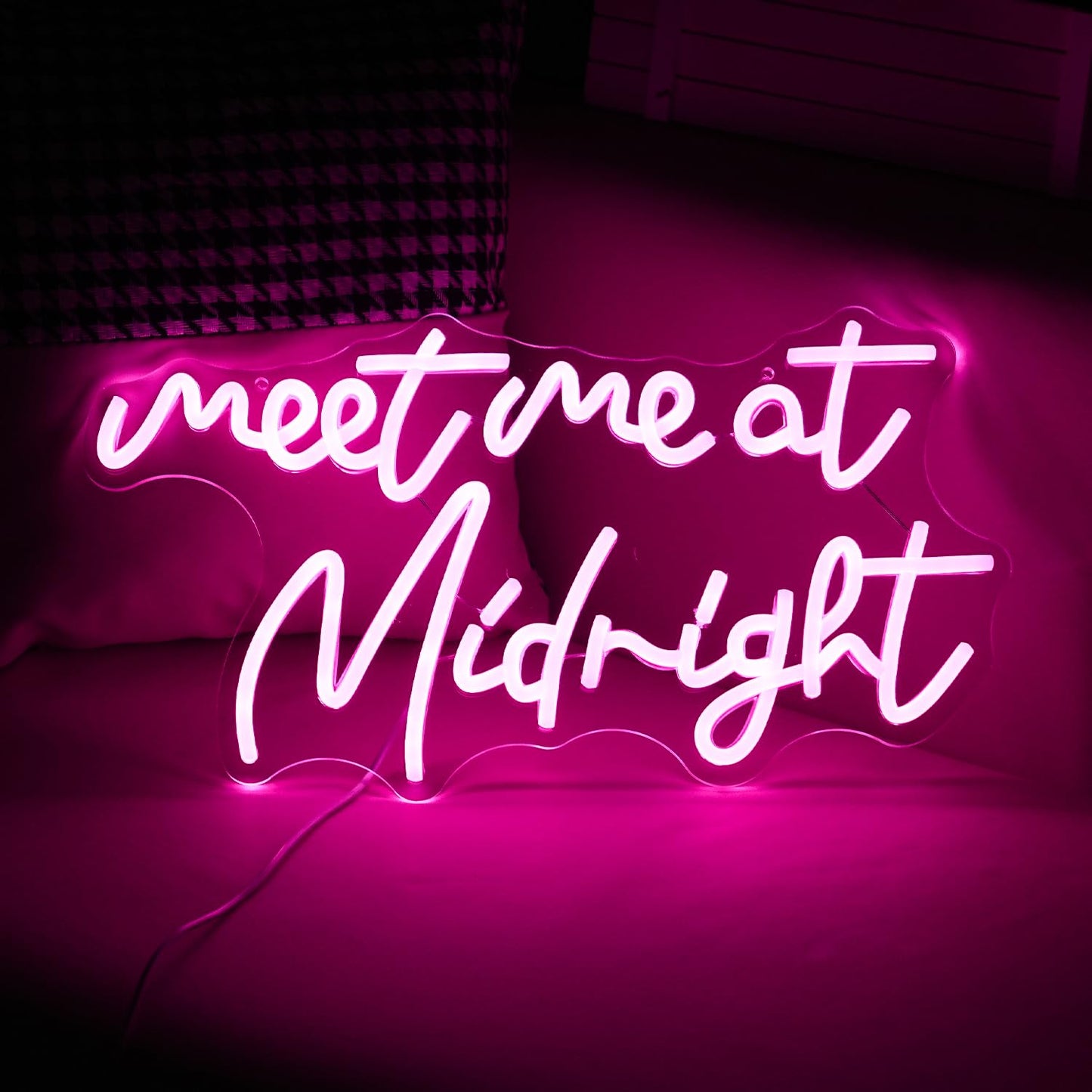 Dimmable Meet Me At Midnight Neon Sign LED Pink Words Neon Light For Wall Decor USB Powered Letters Light Up Sign for Bedroom Party Bar man cave (16.5“*8.7”）
