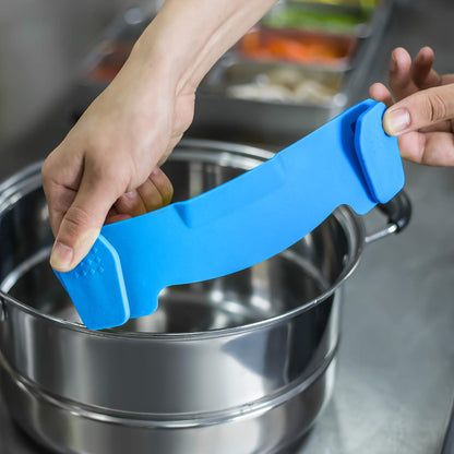 AUOON Clip On Strainer Silicone for All Pots and Pans, Pasta Strainer Clip on Food Strainer for Meat Vegetables Fruit Silicone Kitchen Colander