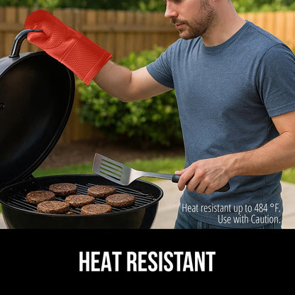 GORILLA GRIP BPA-Free Soft Silicone Oven Mitts and Pot Holders Sets, Heat Resistant Waterproof Cooking Gloves, Thick Cotton Lining, Flexible Gripping for Baking Grilling, Kitchen Trivets, Turquoise