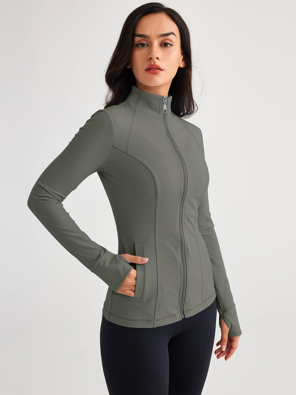 Trendy Queen Womens Lightweight Zip Up Jackets Mock Turtleneck Fall Hoodies Fitted 2025 Athletic Workout Clothes with Pockets ArmyGreen M