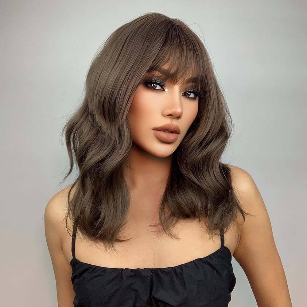 EMMOR Long Wavy Brown Wig for Women, Synthetic Wigs Made of Natural Wavy Hair with Fringe, Parties, Cosplay, Daily Use, incl. 2 Wig Caps