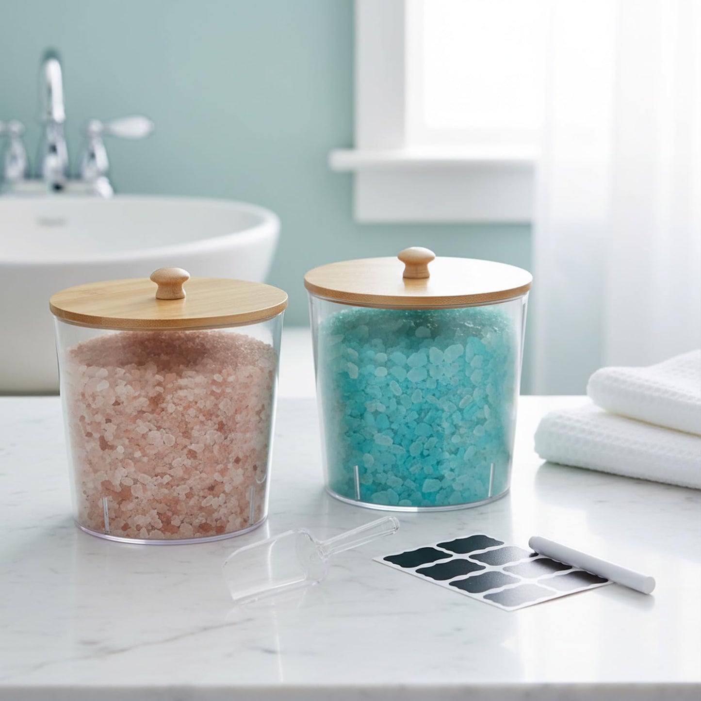 Yomjarl Bath Salt Container,2 Pack Clear Plastic Storage Bathroom Canisters with Wooden Lids & Handle,Airtight Bath Salt Dispenser Jars for Bathroom Organization Accessories,Bathtub Decor Box- Round