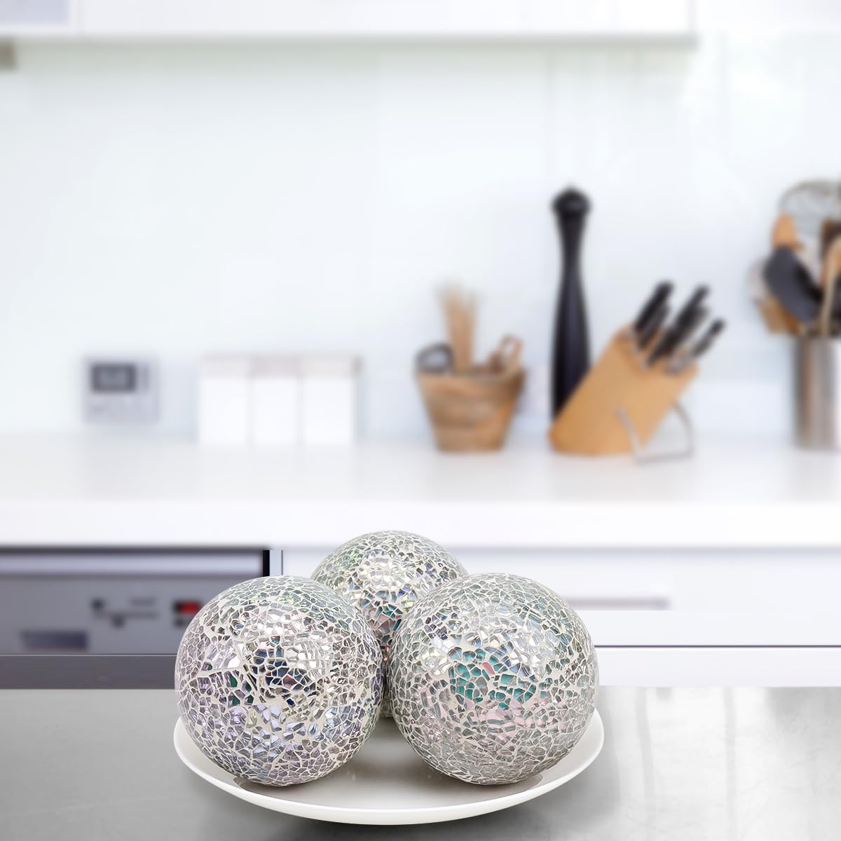 Vhxmaizxn Decoration Mosaic Glass Ball 3.35 Inch Orbs Centerpiece Crack Sphere Balls 3pcs Silver Solid Crackl Mirror Globe Christmas Thanksgiving Table Modern Ornament