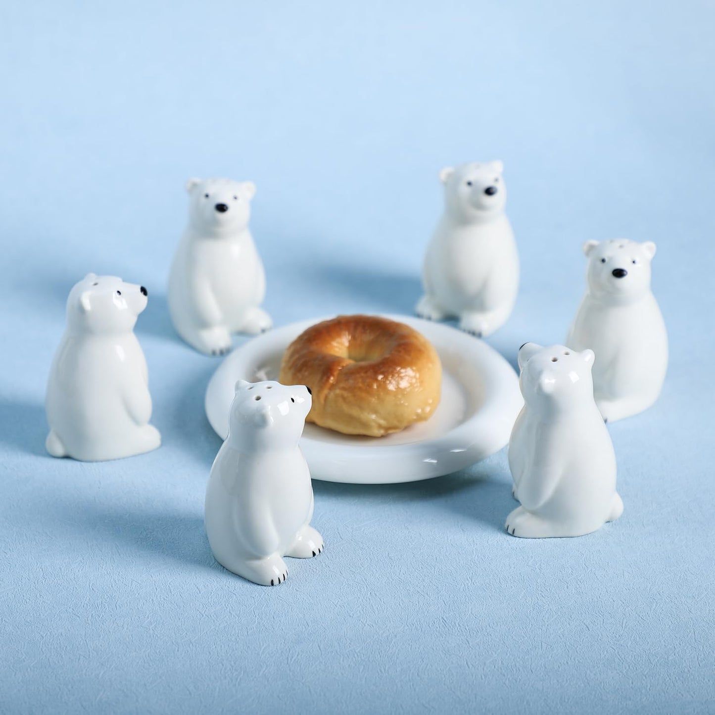Bicuzat Ceramic Polar Bears Pattern Salt & Pepper Shakers Set, Hand-Painted Salt and Pepper Shakers, 2 PCS Set