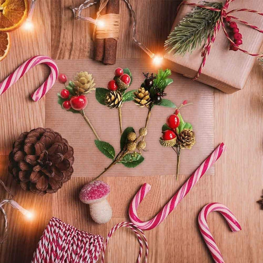 NERKT 20Pcs Christmas Pine Picks with Red Berries and Pine Cones Artificial Berry Picks for Christmas DIY Crafts Gift Package Party Flower Arrangements Wreaths and Holiday Decorations