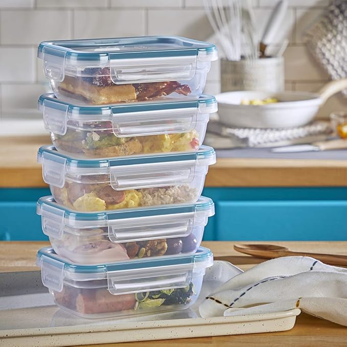 Snapware Plastic Total Solutions Food Storage Containers Set, Airtight &