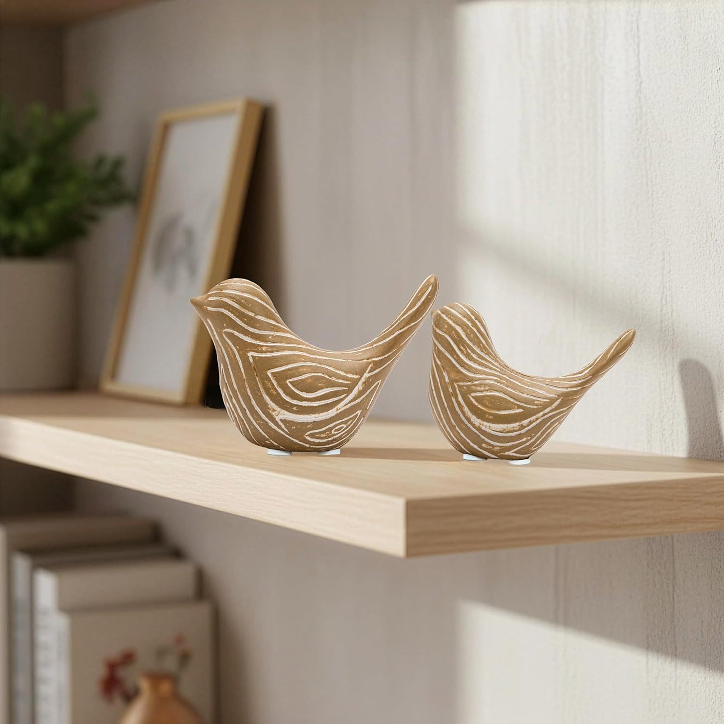 2PCS Small Birds Statues, Modern Home Decor Bird Sculptures, Animal Figurines Decorative Ornaments for Living Room, Bedroom, Office Desktop, Bookshelf, Coffee Table, Cabinets, Gifts for Bird Lovers