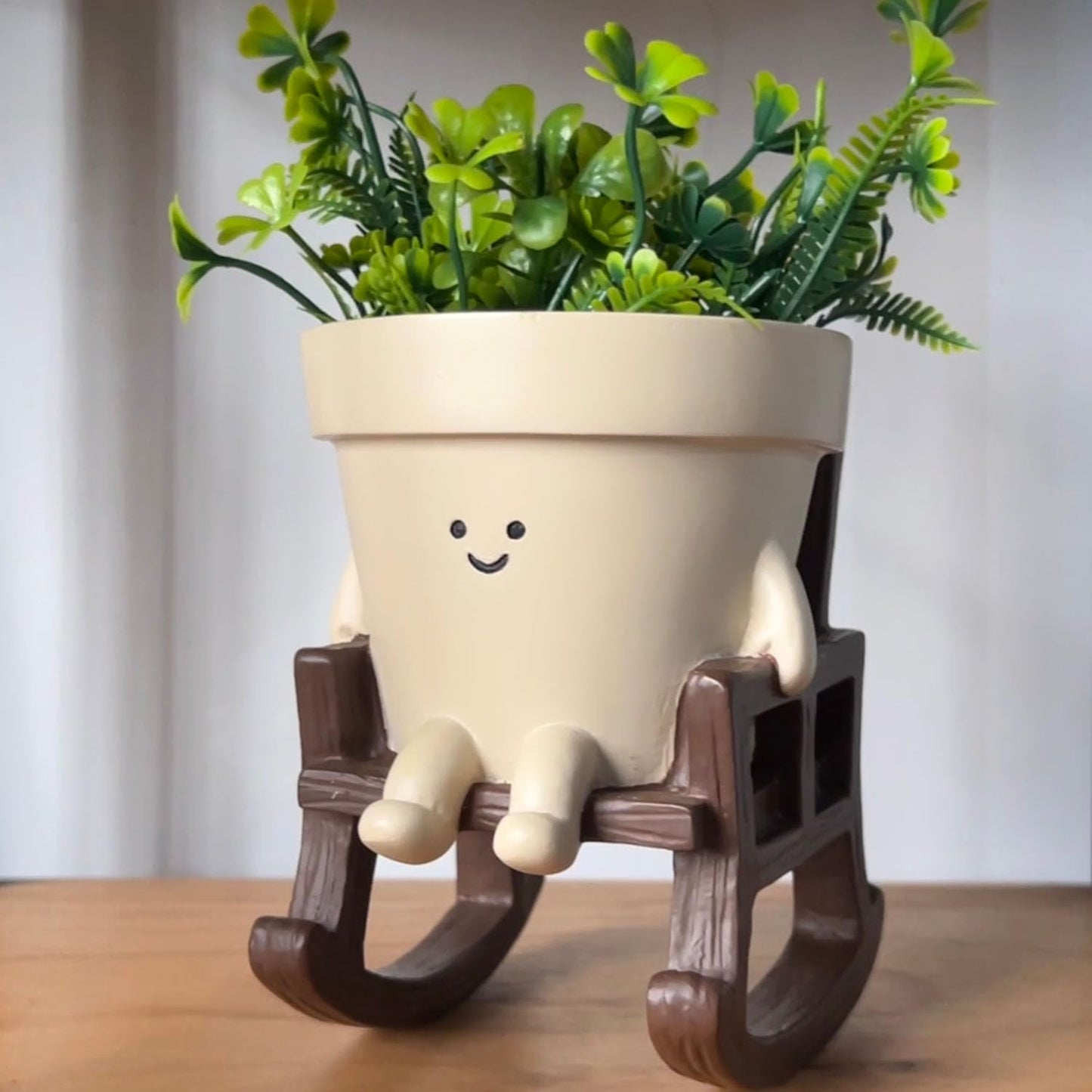 Jxcnkiy Smily Face Planter Pot, Cute Rocking Chair Plants Pots, Funny Face Planter Pots Head, Indoor and Outdoor Succulent Pot with Drainage Hole, Gifts for Mother, Women, Appreciation, Christmas