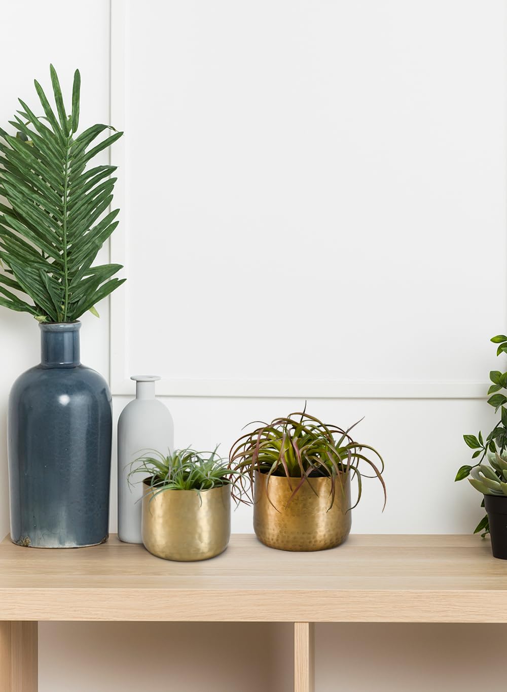 Serene Spaces Living Antique Brass Look Gold Hammered Pots, Indoor Planter, Decorative Accent for Potted Plants, Gold Flower Vase for Wedding or Event Centerpiece, Extra Small, 5" Diameter & 4" Tall
