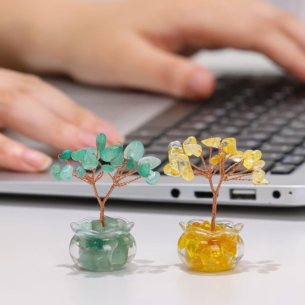 DUKIZA Crystal Tree Home Decor,12PC Crystal Tree Set of Life, mini Crystal Trees Chakra Decor for Home, 7 Chakra Gemstone Tree Crystals Decorations Suitable for Any Place (12PC style1)