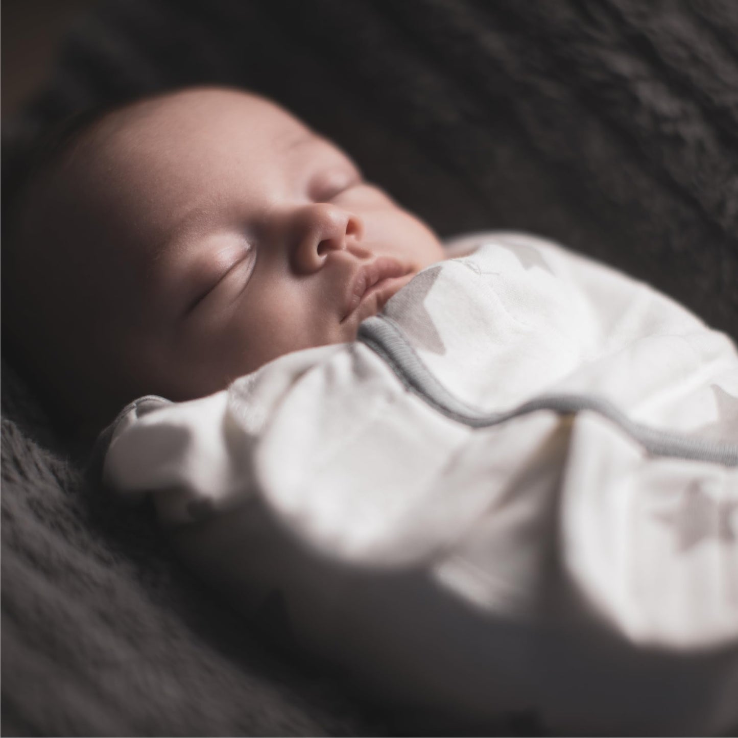 Little Seeds Swaddle Blanket 0-3 Months, 3-Pack Organic Cotton Baby Swaddles - Swaddles for Newborns Infant Boys & Girls, Soft & Snug Hip-Healthy Swaddling Blankets