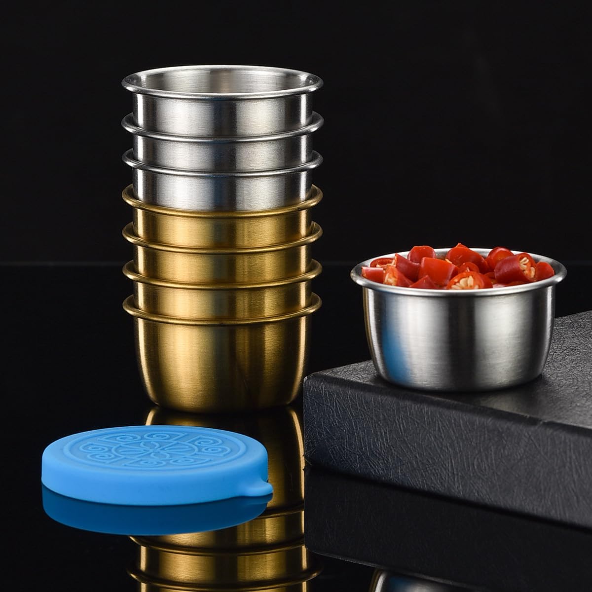 GorinsKani 6pcs Sauce Cup with Lid Mini Dessert Cups Metal Sauce Dish Dipping Bowls Sushi Dipping Saucers Salad Dressing Container Vinegar Dish Spices Stainless Steel Household (Gold 50ml)