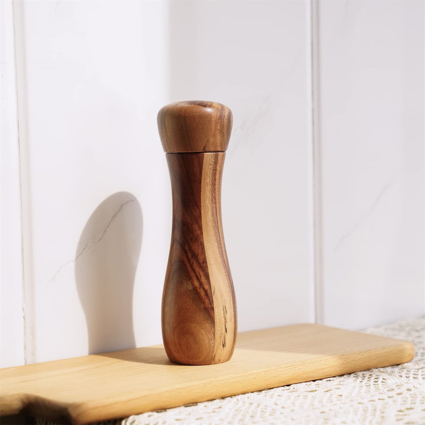 DeroTeno Pepper Mill, Pepper Grinder, Adjustable Ceramic Grinder for Both Pepper and Salt, Acacia Wood, Height 20.5 cm / 8 inch, Dia 6 cm(Tray is NOT Included)