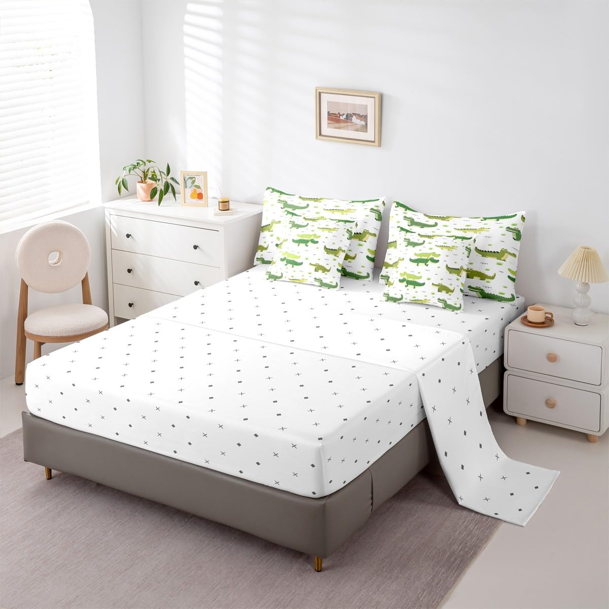 Erosebridal Crocodile 7 Piece Bedding Set King Grass Comforter Set with Sheets Hand Drawn Cartoon Crocodile Simple Bed in a Bag Cute Green Crocodiles Grassland for Kids Boys Girls