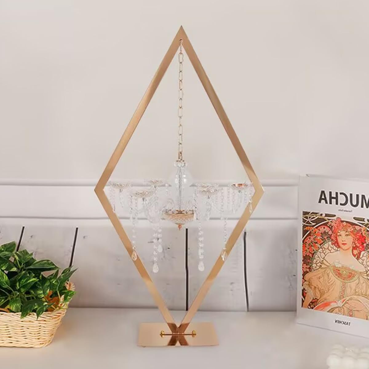 BFECGDXT 2pcs 43" Diamond Centerpieces for Tables, Metal Candle Holders Acrylic Centerpiece Stand, Gold Candelabra Stand for Wedding Dining Tables Party Home Decoration
