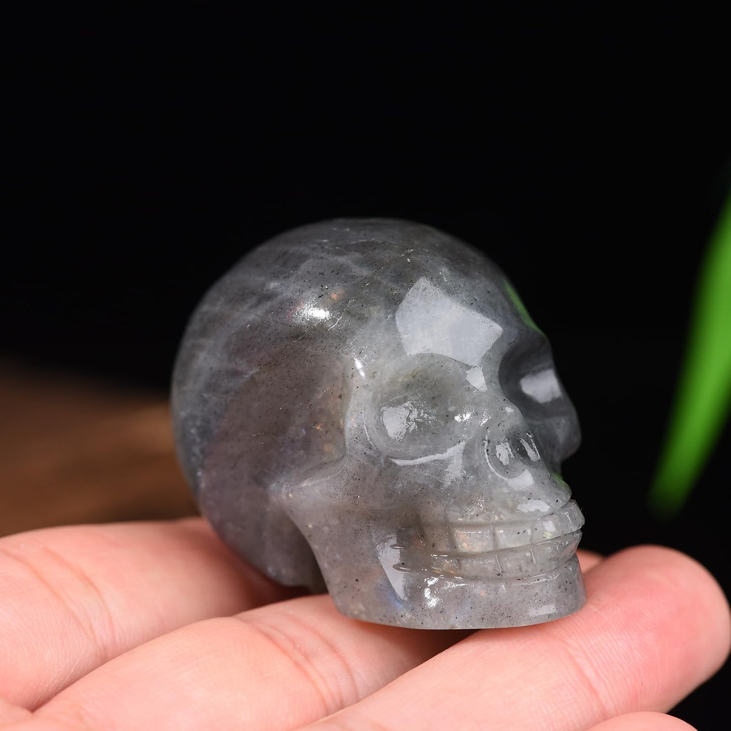 WUYOUSHI 2.0" Moonstone Skull Decor Statue Crystals and Healing Stones Skull Figurine Polished Gemstones Bedroom Office Desk Halloween Decoration