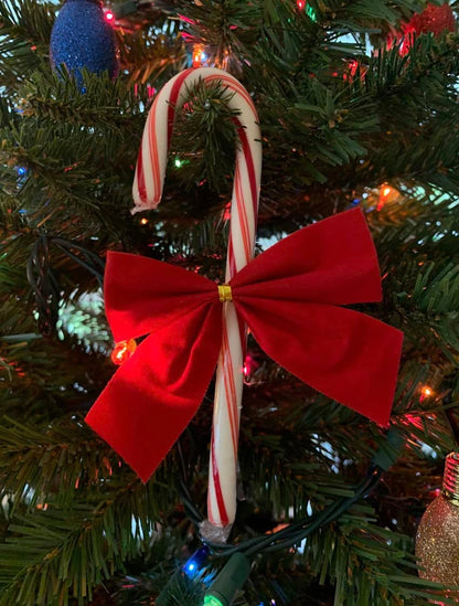 Rocky Mountain Goods Mini Red Christmas Bows (Pack of 36) - 3.5” x 3.5” - Small Bows for Christmas Tree - Red Velvet for Ornaments, Crafts, Candy Canes - Gold Wire Twist Tie for Easy Attachment
