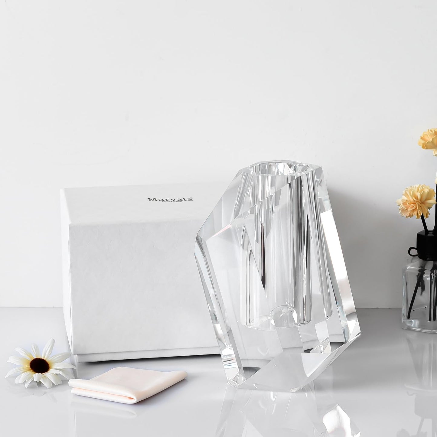 Marvala Flower Vases, Premium Clear Modern Crystal Vase, Anniversary Centerpiece, Crafted for Table, Home Decoration, Wedding or Luxury Gifts