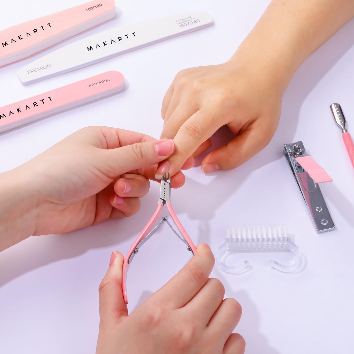 Makartt Cuticle Trimmer with Cuticle Pusher, Silver Nail Trimmer Nail Care Manicure and Pedicure Kit with Stainless Steel Cuticle Nipper and Dual End Nail Pushers for Home Salon Use (Pack of 3 PCS)