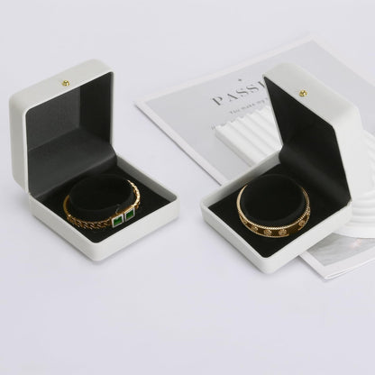 KUKUVR 2 Piece Velvet Bracelet Box, Bangle Jewelry Gift Box for Women, Elegant Bracelet Gift Boxes for Memorable Moments (Grey)