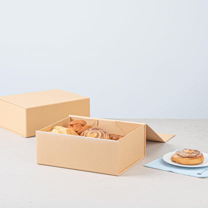 Restaurantware 10.5 x 8 x 4 In Magnetic Gift Boxes, 10 Sturdy Collapsible Gift Boxes - For Groomsman & Bridesmaid Proposals, Built-In Lid, Kraft Paper Luxury Storage Boxes, Food Safe, Grease-Resistant