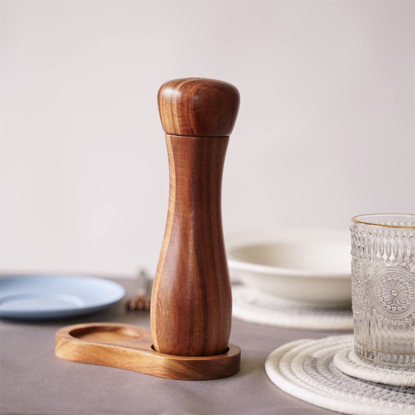 DeroTeno Pepper Mill, Pepper Grinder, Adjustable Ceramic Grinder for Both Pepper and Salt, Acacia Wood, Height 20.5 cm / 8 inch, Dia 6 cm(Tray is NOT Included)