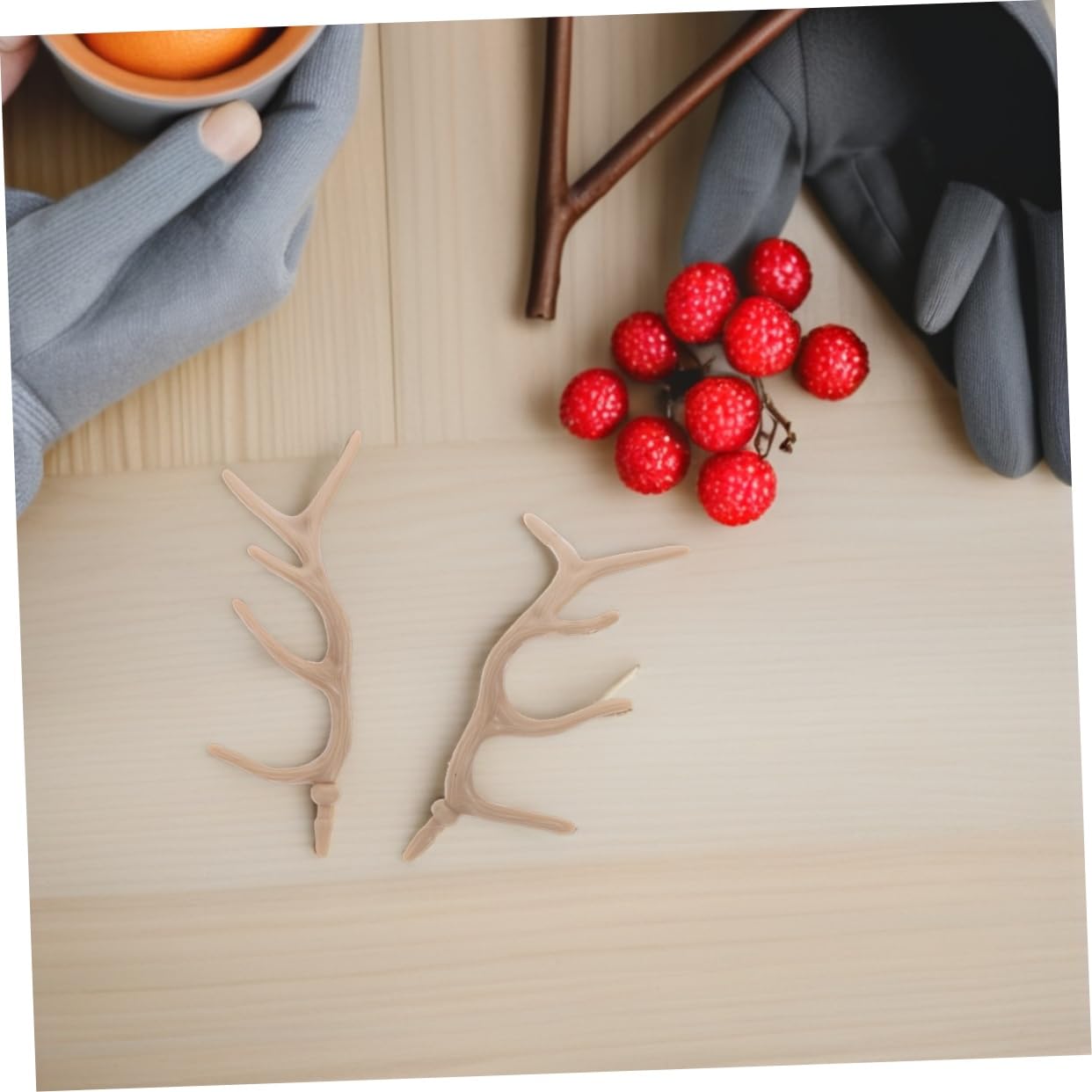 Angoily Reindeer Antlers, 24 PCS Reindeer Antlers for Craft, Christmas Deer Antler Snowman Arm Craft, Artificial Plastic Antler Ornament, Deer Antler Decor DIY Dry Tree Branch Twigs
