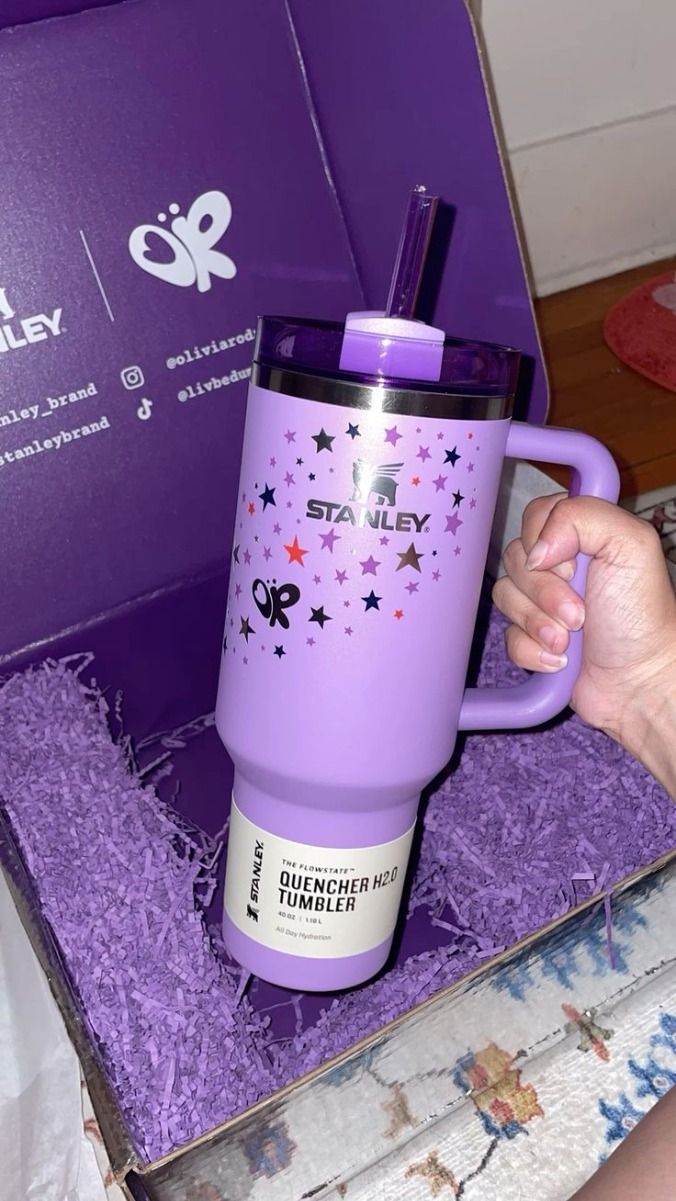 Olivia Rodrigo Stanley Quencher H2.0 Tumbler – Stylish & Durable
