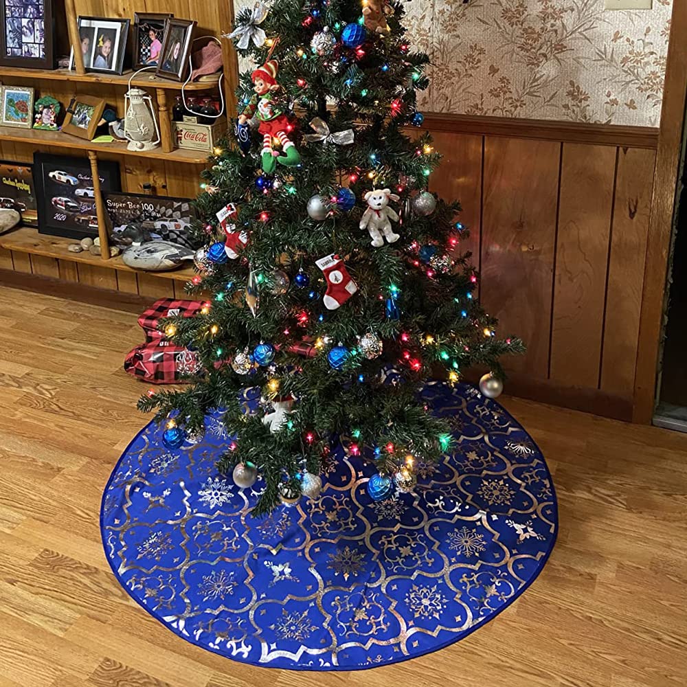 Christmas Tree Skirt, 48 inches Large Red Flannel Tree Mat with Gilded Christmas Patterns Skirt for Xmas Tree Holiday Party Decorations Indoor Outdoor with 1 Christmas Stocking (Blue)