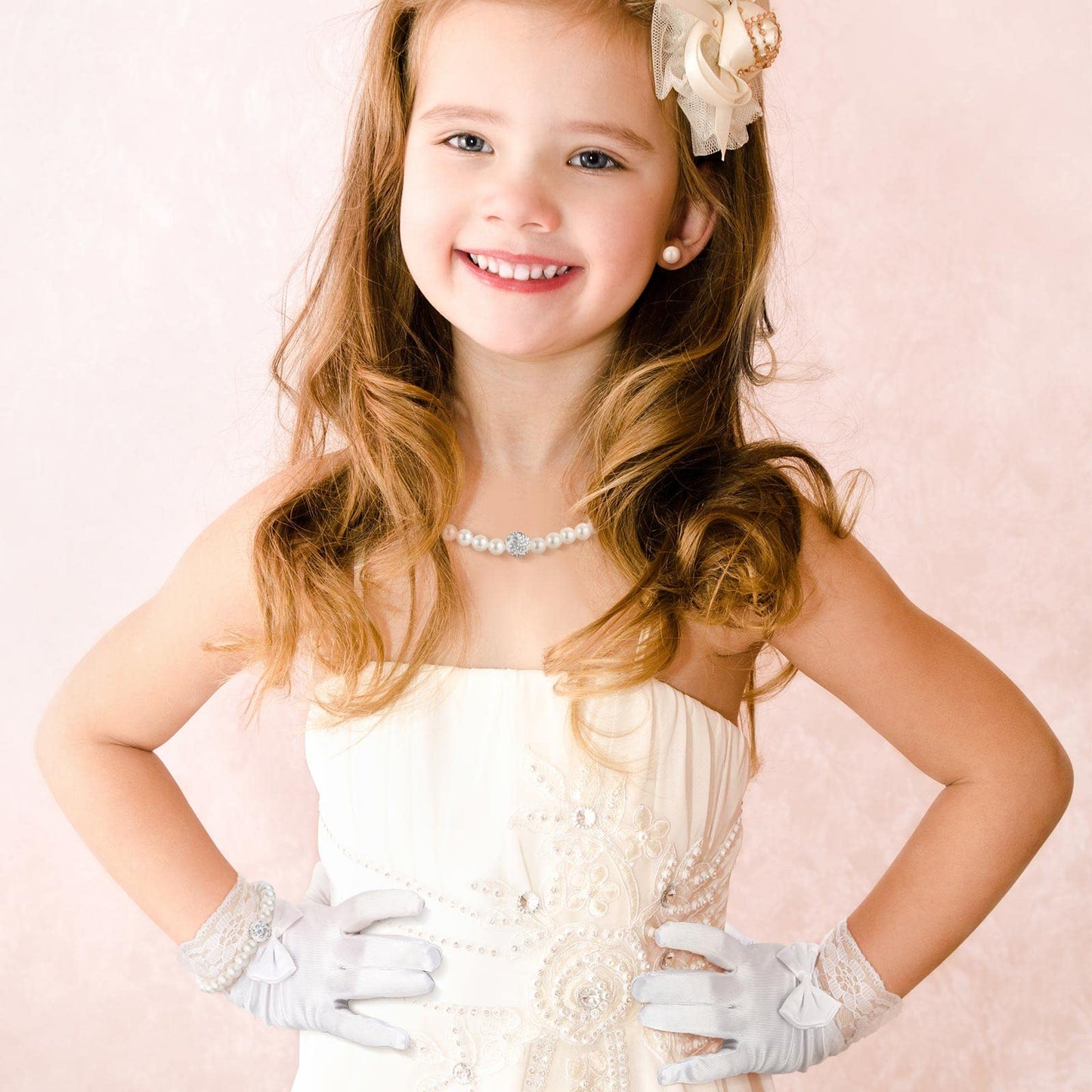 Geyoga 4 Pcs Pearl Necklace Set for Little Girls Toddler Girls Jewelry Communion Gloves for Kids Christmas Tea Party Wedding(Elegant Style,4-8 Years)