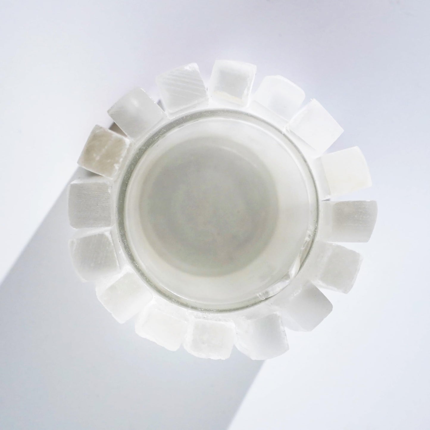 Natural Selenite Candle Holder for Tea Lights Irregularly Arranged Selenite Wand Candlesticks - Elegant Home Decor (Round Candle Holder)
