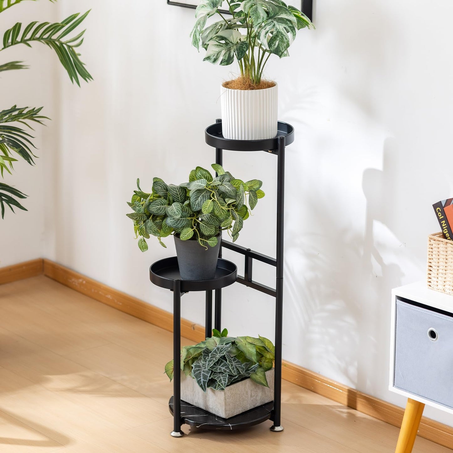 CHPHI 3 Tier Plant Stand, Tall Metal Shelf Holder for Indoor, Outdoor Display Rack Flower Pot Stand for Corner Living Room Balcony Garden Patio (black)