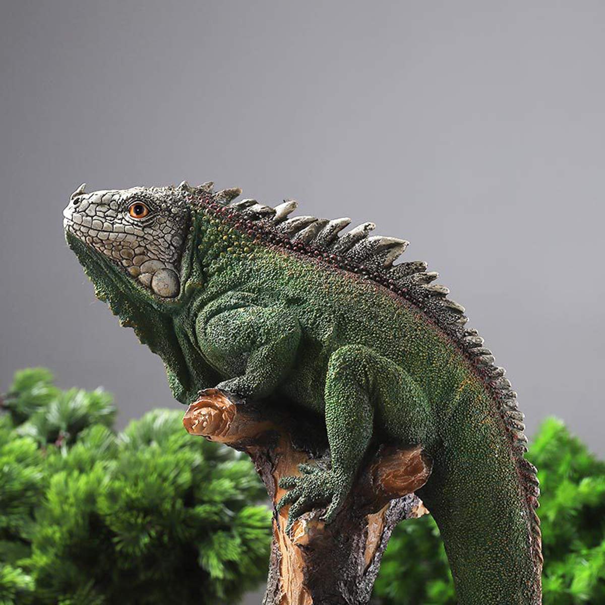 SHTWX 14 Inch Lizard Statue Resin Sculpture Decor Figurines for Home Decor Accents, Living Room Bedroom Office Decoration - Animal Sculptures Collection for Lizard Lovers